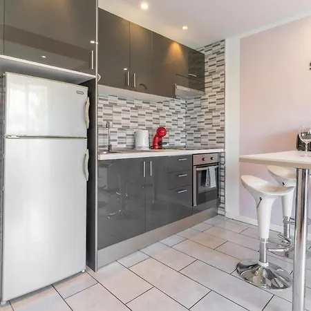 Playa Honda Pool View דירה *