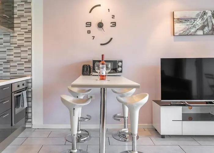 Apartman Playa Honda Pool View