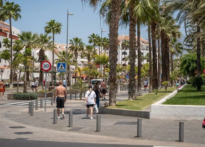 Playa Honda Pool View Διαμέρισμα *